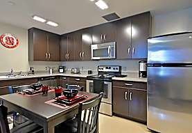Wolf Ridge At Nc State Apartments Raleigh Nc 27606