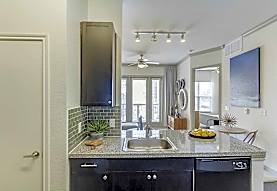 Seventh Heaven Apartments Atlanta Ga 30326