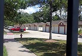 Montgomery Pines Apartments Porter Tx 77365