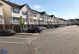 The Glen At Renaissance Apartments North Brunswick Nj 08902