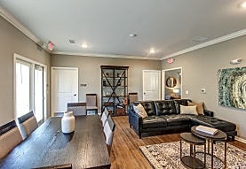 White Oak Crossing Apartments - Knoxville, TN 37920