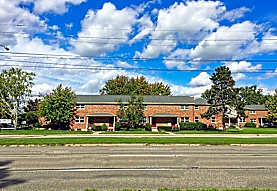 Amber Square Apartments And Townhomes Lansing Mi 48912