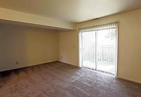 Cloverleaf Apartments Indianapolis In 46241