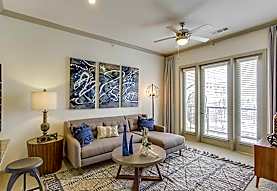 Seventh Heaven Apartments Atlanta Ga 30326