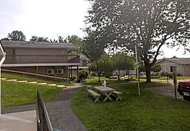 Butter Brook Hill Apartments New Milford Ct 06776