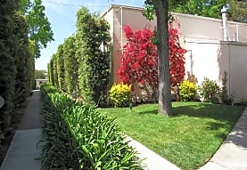 Gardens Of Fontainbleu Apartments Cupertino Ca 95014