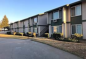 Madera Apartments - Madera, CA 93638