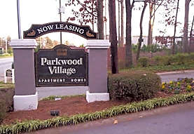 Parkwood Village Apartment Homes Of Dunwoody Dunwoody Ga 30360
