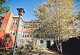 The Penn Warren Apartments - Clarksville, TN 37040