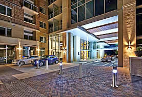 Brady Apartments Dallas Tx 75201
