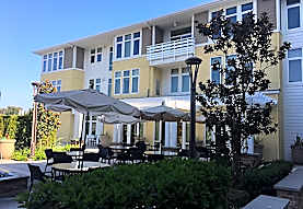 Merrill Gardens At Huntington Beach Apartments Huntington Beach