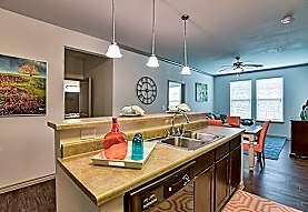 Latigo Crossing Apartments Victoria Tx 77901