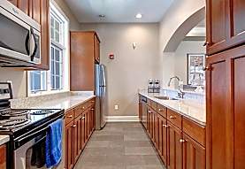 Golf Club Apartments And Townhomes West Chester Pa 19382