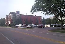 Brady Apartments Dearborn Mi 48124