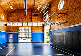 Campus Court at Red Mile Apartments Lexington KY 40504