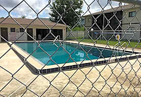 College Pines Apartments - Cocoa, FL 32922