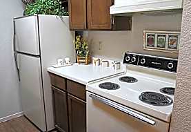 Whispering Pines Apartments El Paso Tx 79936