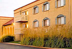 Conquistador Apartments Amp Townhomes Wichita Ks 67207