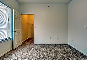 Summit Bennington Apartments Houston Tx