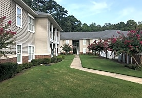 Hazel Ridge Apartments - Pine Bluff, AR 71603