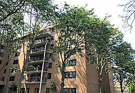 Liberty Towers Apartments Libertyville Il 60048