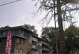apartments campus east manhattan ks