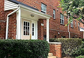 East Falls Apartments - Falls Church, VA 22044