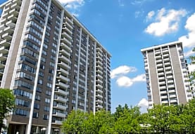The Sapphire Apartments Southfield Mi 48075