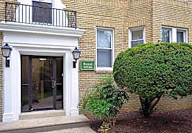 Stonehurst Court Apartments Upper Darby PA 19082