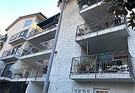 Regency Detroit Manor Apartments Los Angeles Ca 90046