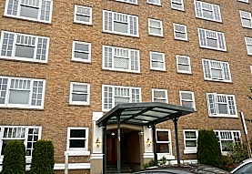 Town House Apartments - Tacoma, WA 98403