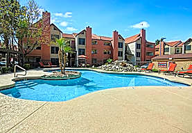 Motif Apartment Homes Phoenix Az 85029