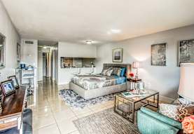 Crystal Lakes In Miami Apartments Miami Fl 33056