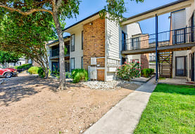 Forest Glen Apartments - San Antonio, TX 78230