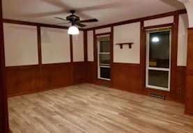 1153 E Rosebrier St Apartments Springfield Mo 65807