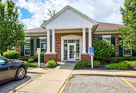 Carrington Court Apartments Solon OH 44139