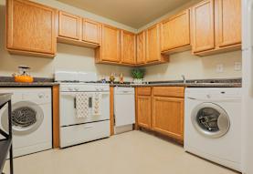 Hilltop Apartments New Carrollton Md 20784