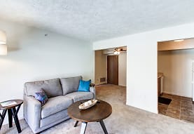 Rock Creek Apartments - Omaha, NE 68138