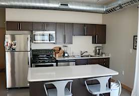501 Brady Apartments Davenport Ia 52801