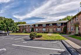 Damato Apartments Manchester Ct 06042