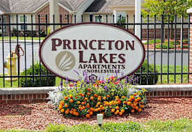 Princeton Lakes Apartments Noblesville In 46060