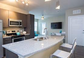Iq Apartments Per Bed Leases Tampa Fl 33612