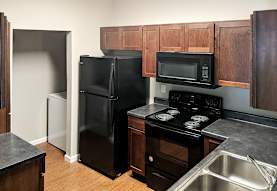Highland Ridge Apartments - Manhattan, KS 66503