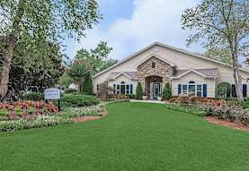 Lakeside Retreat At Peachtree Corners Apartments