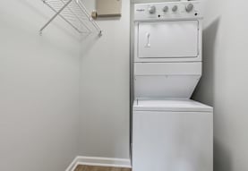 The Mayfair Apartment Homes New Orleans La 70131