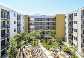 Fusion Apartments - Irvine, CA 92614