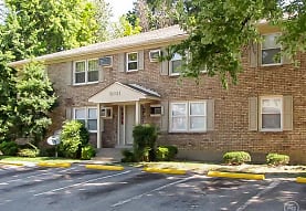 Preston Oaks Apartments Louisville KY 40213