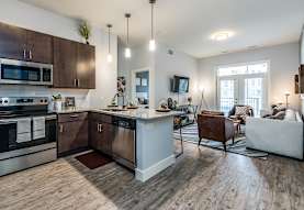 Echelon Luxury Apartments Cincinnati Oh 45245