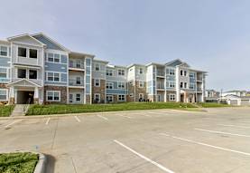 Lift At Jordan Creek Apartments West Des Moines Ia 50266