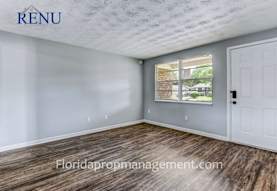 7520 John F Kennedy Dr E Apartments - Jacksonville, FL 32219